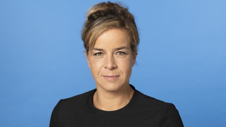 Portraitbild Ministerin Mona Neubaur