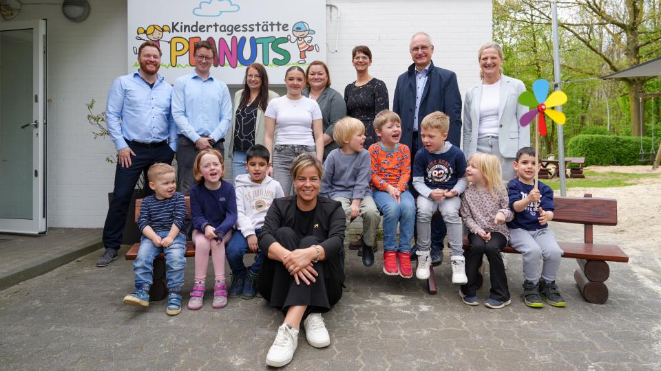 Regionaltag Münsterland: Besuch der KiTa Peanuts in Ahaus_Gruppenbild